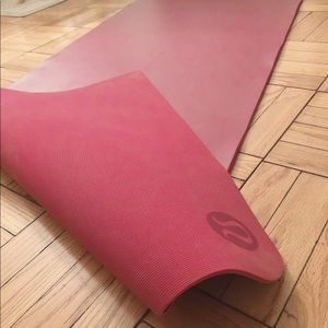 Purple Lululemon Yoga mat